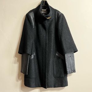 Badgley Mischka leather trimmed wool coat. Size M